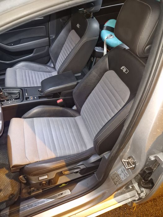 Passat B8 2.0TDI 130.000km Unic proprietar 13.900 fara roti vara 18"