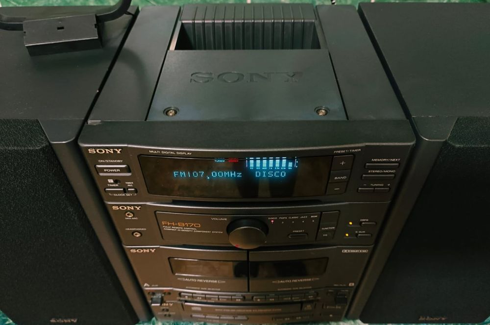 Музыкальный центр Sony