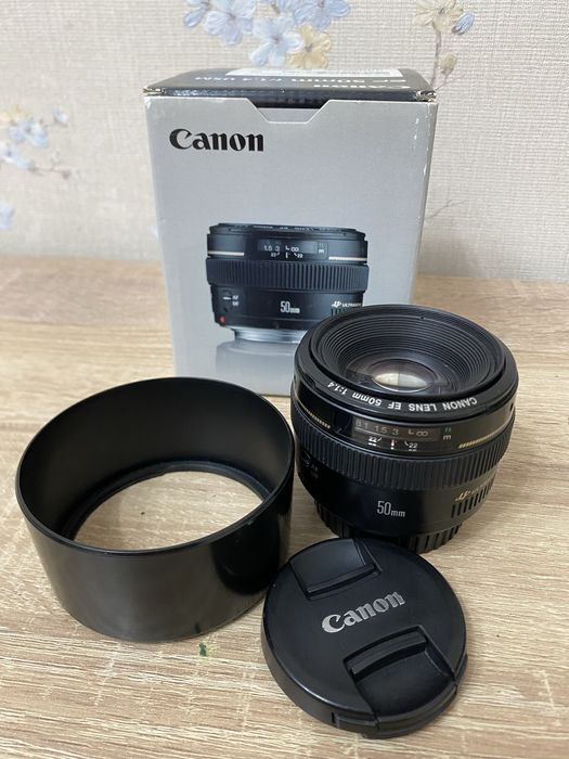 Продам Canon 50mm f1.4