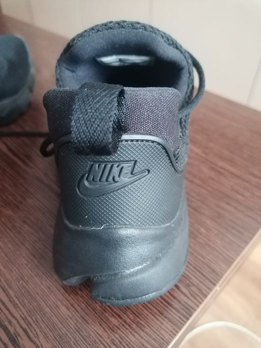Nike nr 36 noi fara cutie