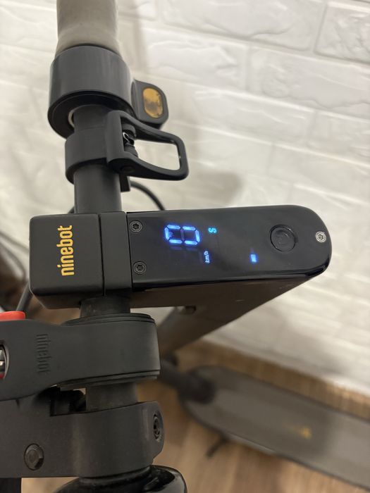 Электросамокат Ninebot kickScooter G30 max