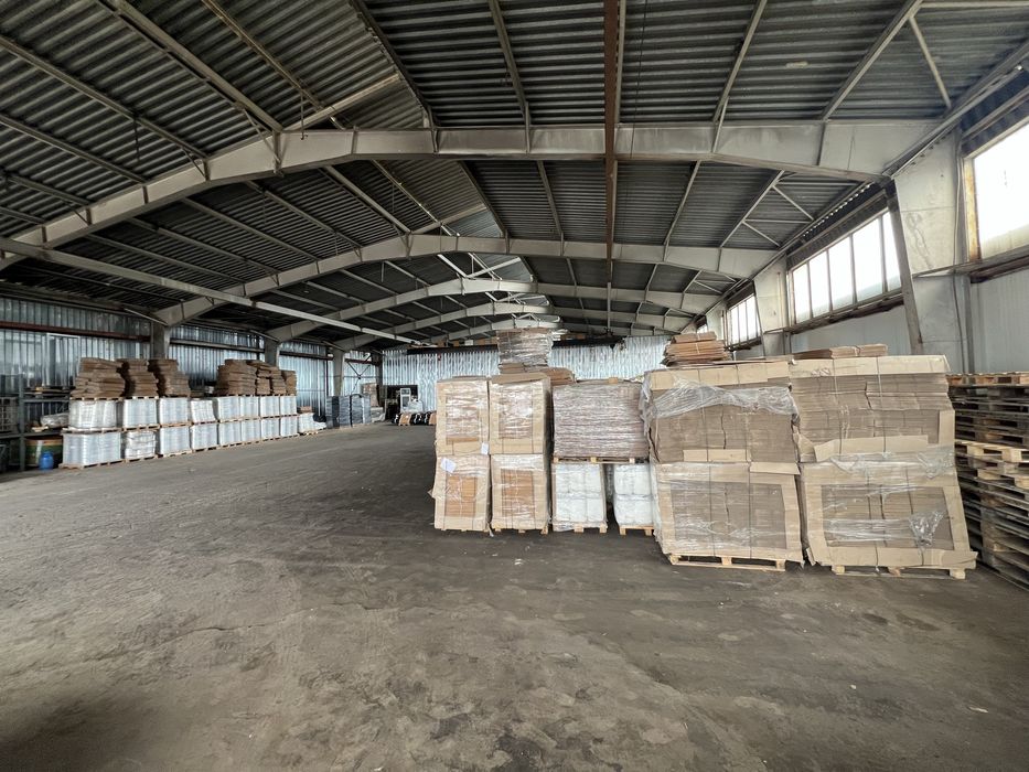 Дава се под наем Склад в с. Яна, Област София-град - 920 кв.м за 3680 € - Снимка #2