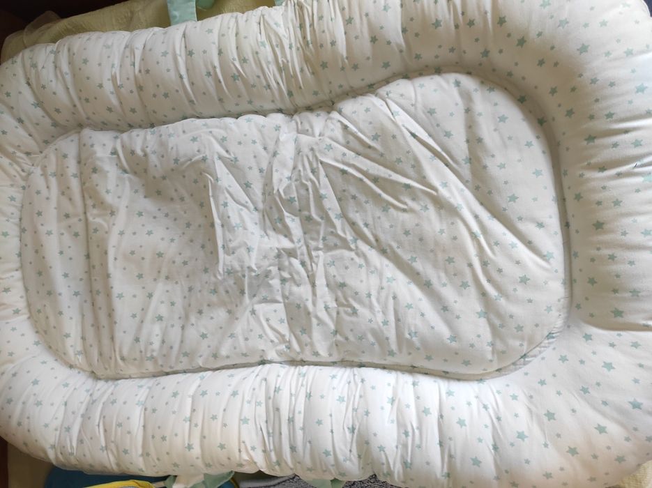 Лот детски неща за спане