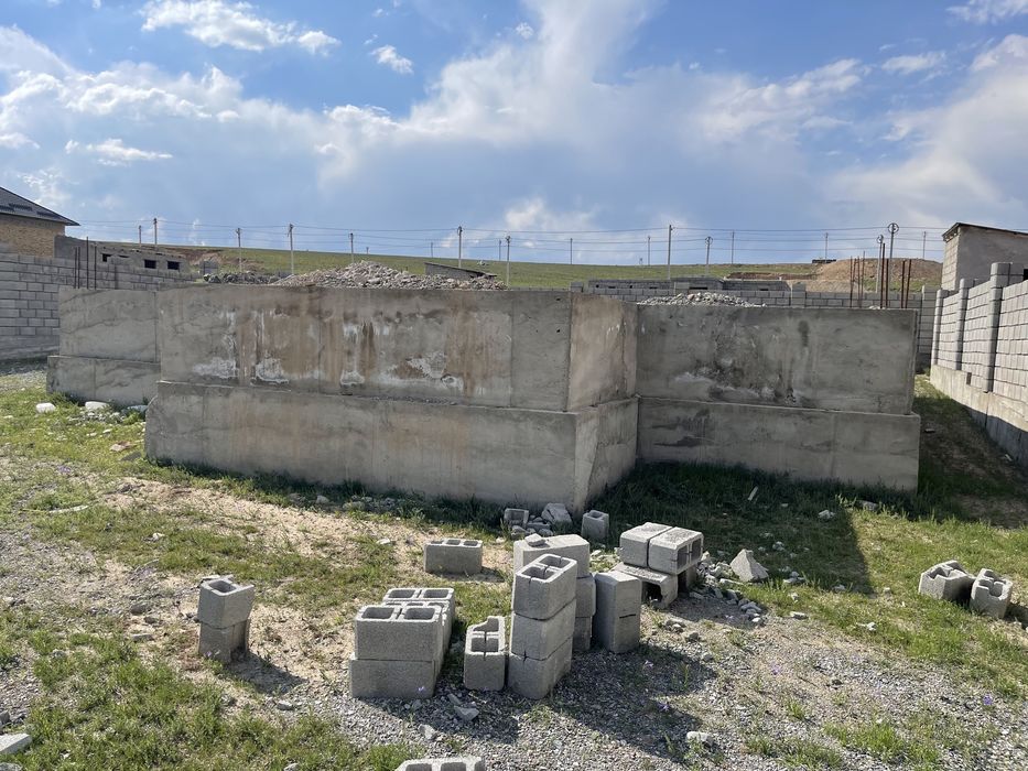 Шугыла 6 кошеде уй сатылады