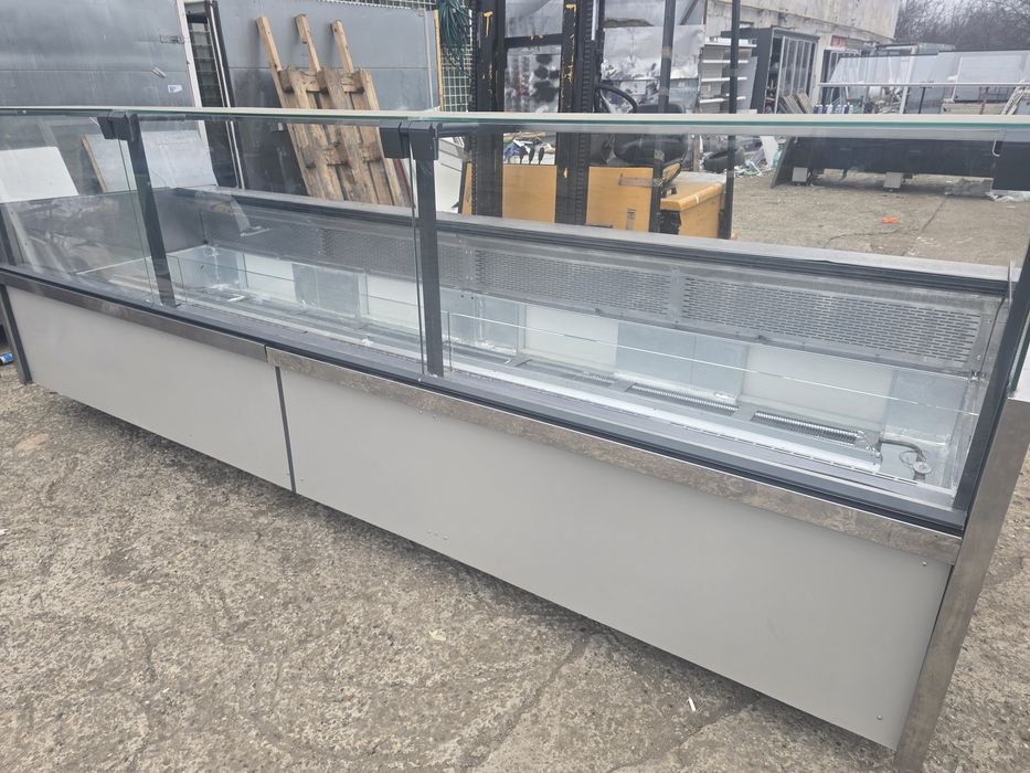 Vitrina mezeluri / lactate