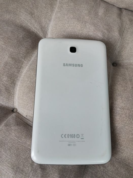 Таблет Samsung tab 3 7 инча