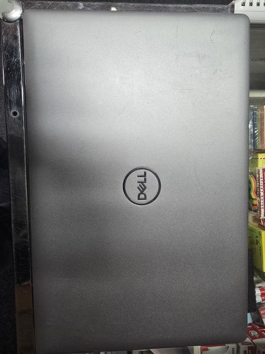 Laptop dell i7 gen11 8gb ram 512 ssd win11 oem