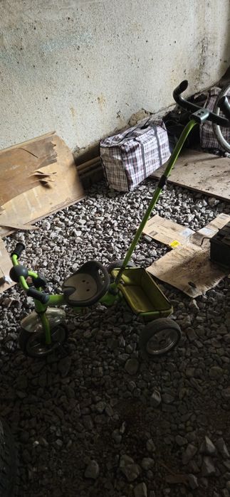 Продам коляску и велосипед