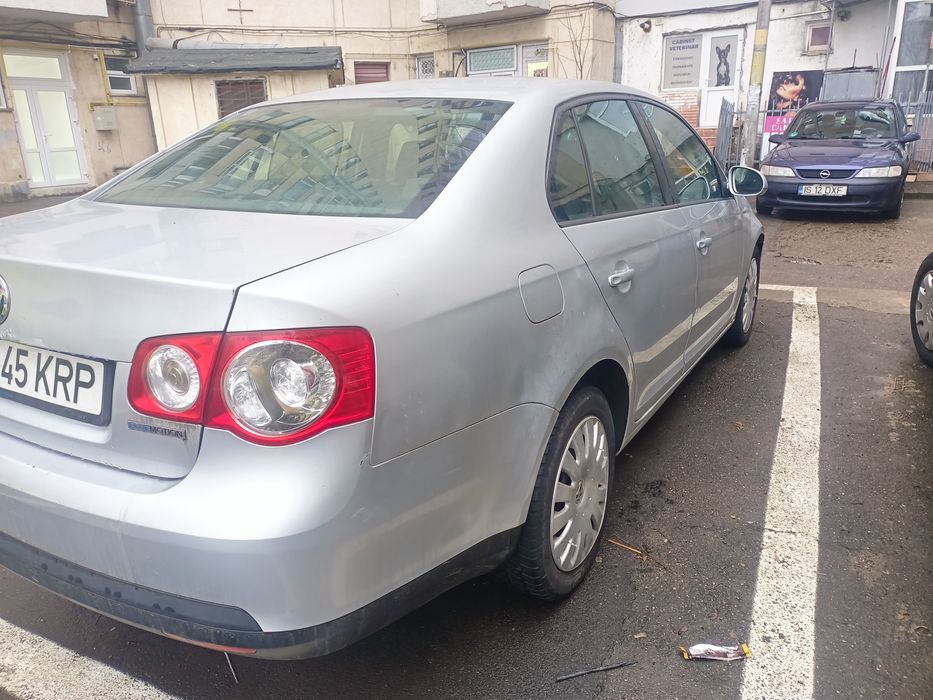 Volkswagen Jetta 2008, motor BLS 1,9
