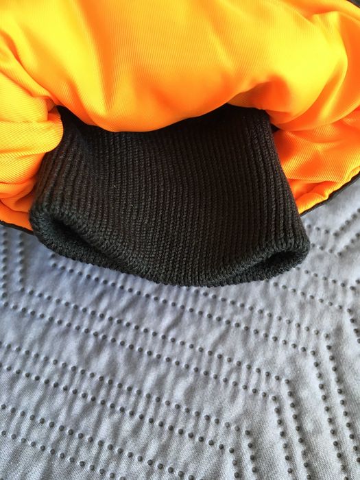 продам куртку АLPHA industries