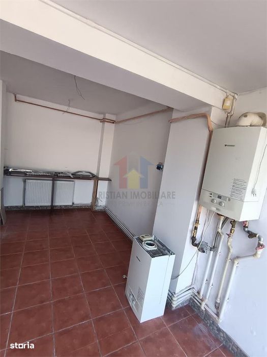 Spatiu comercial, 60 mp, 3 camere, vitrina stradala, zona Ultra Centr — fotografia 3