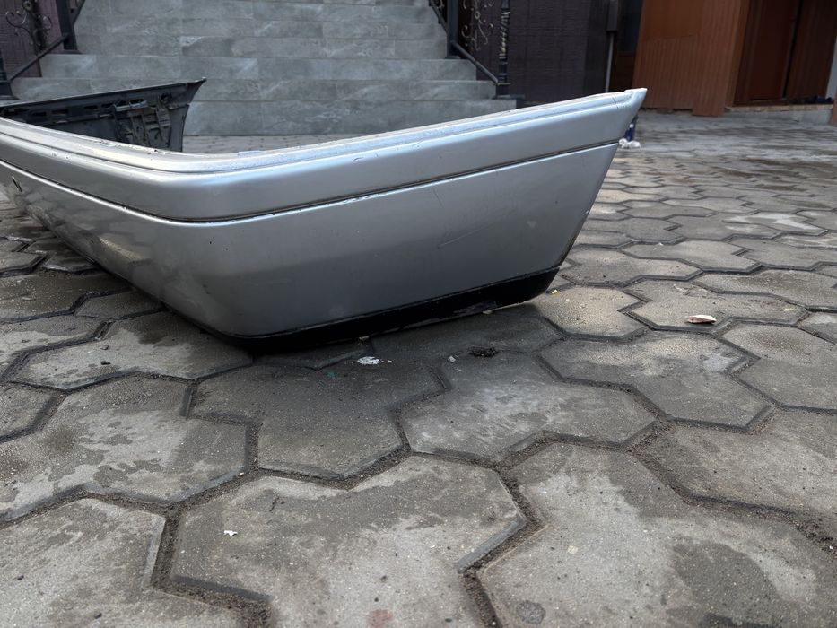 Бампер на w202 оригинал