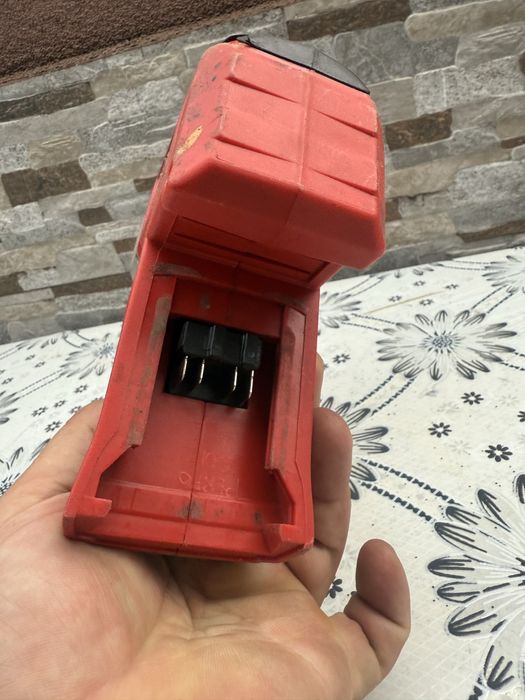 Акумулаторен перфоратор MILWAUKEE M18 BH