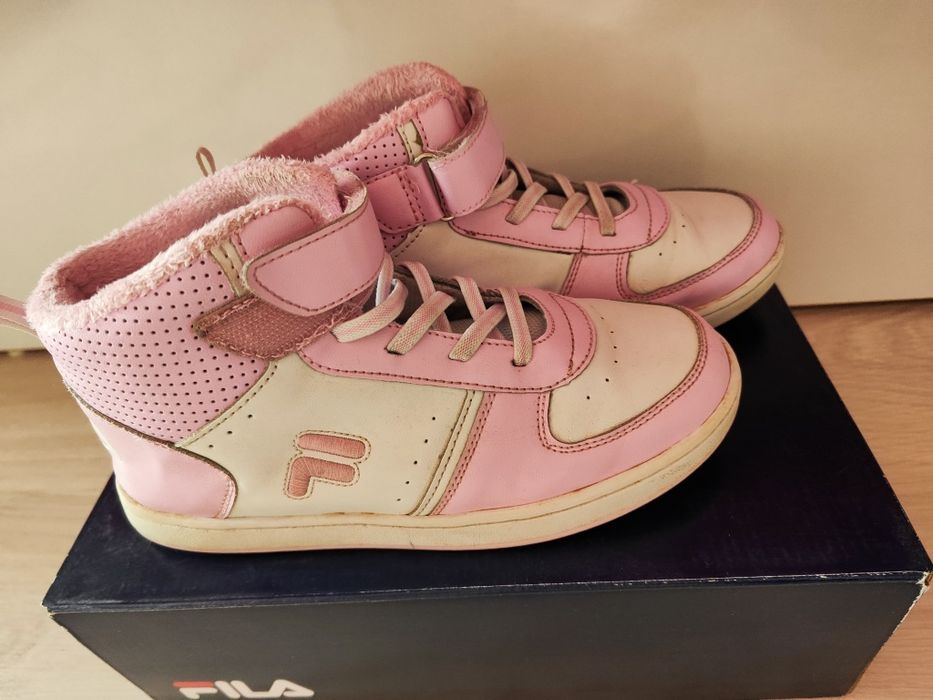 Зимни високи маратонки Fila за момиче ,35 номер