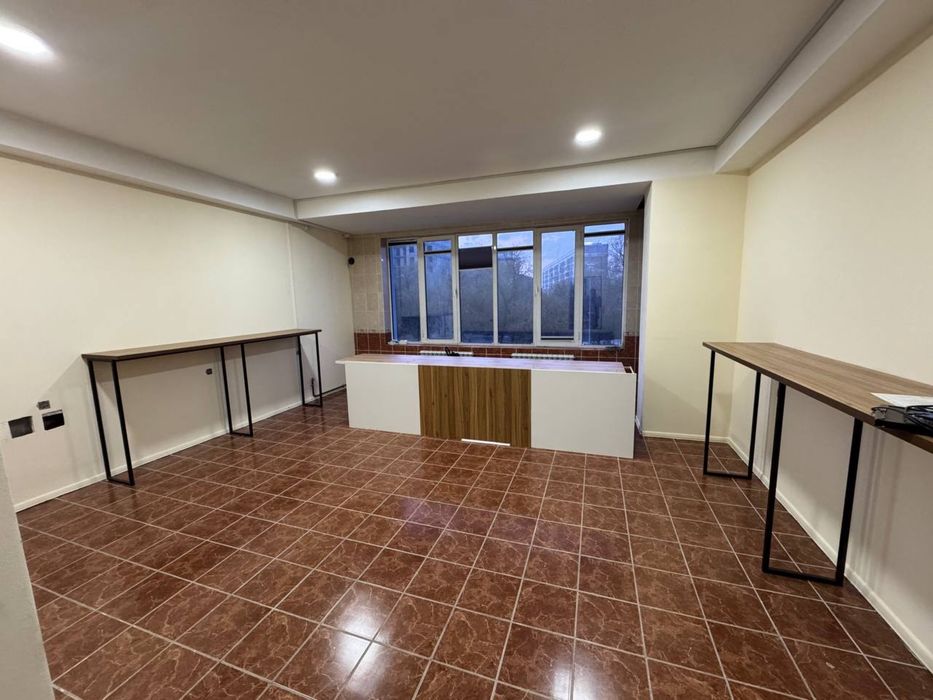 Сдается в аренду 200м²  под офис