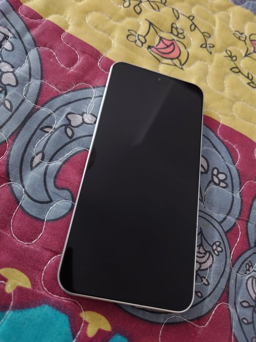 Продается xiaomi 13 торг