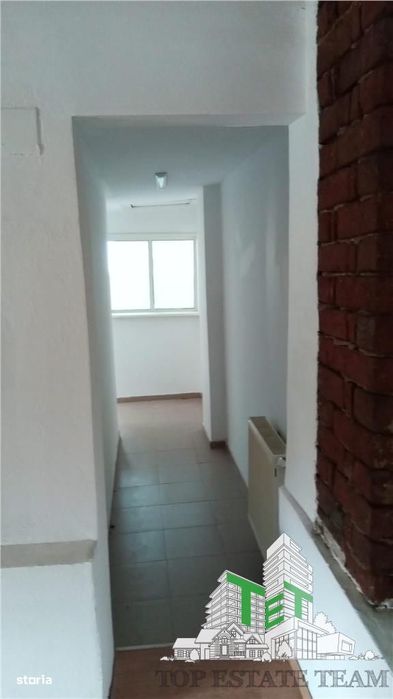 Casa 6 camere de inchiriat , activitate comerciala sau office , parcar