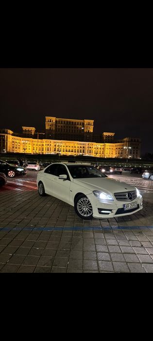 Mercedes C200  An 2012 w204 facelift