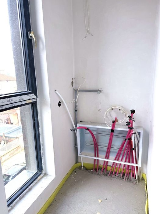 Продава се Тристаен апартамент в Кюстендил, Център - 83 кв.м за 860 €/кв.м - Снимка #8