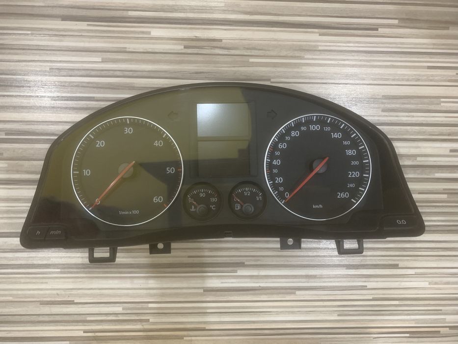 Голф 5 1.9 tdi останали части