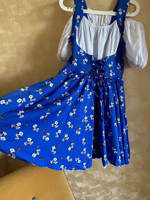 Новое женское платье