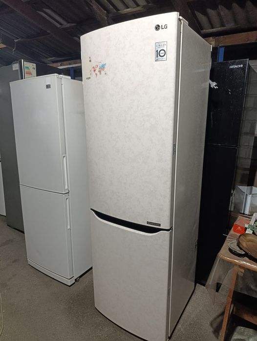 Продам холодильник LG
