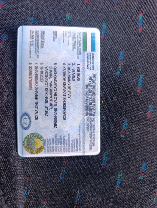 Gruzavoy moshina sotiladi