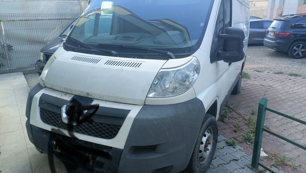 Vând/DEZMEMBREZ  Fiat Ducato 2.3 Diesel 6 trepte(MASINA ESTE LA CHEIE)
