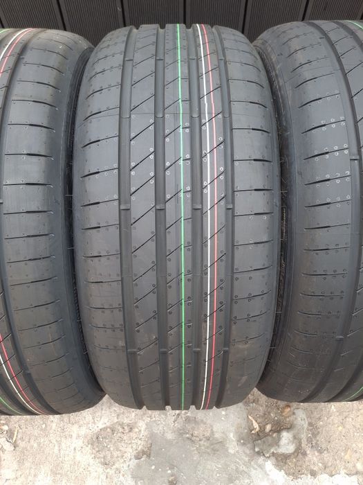 225 40 19 Goodyear DOT 2026 vara NOI