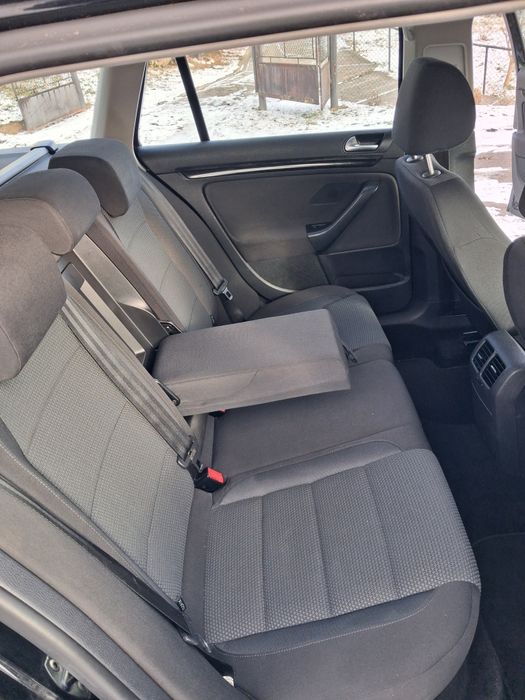 Volkswagen Golf 6, 1.6 TDI 105 CP an 2012, Euro 5