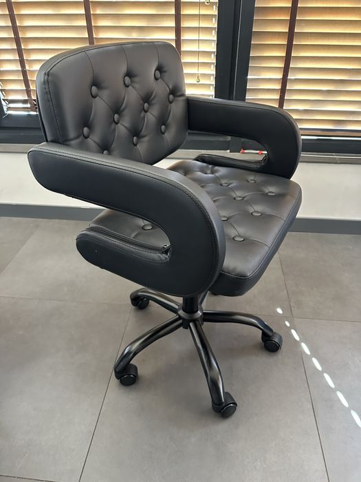 СТОЛ НА КОЛЕЛЦА VERSAY - 24м гаранция и безплатна доставка до офис