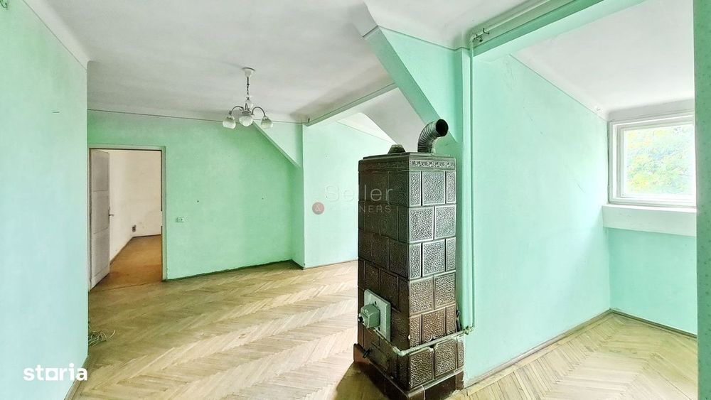 Central Suprafata Generoasa — fotografia 1