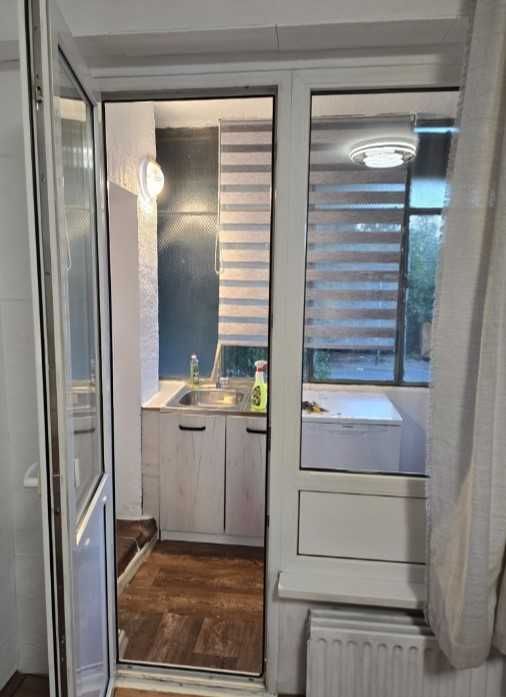 Дава се под наем Двустаен апартамент в София, Изток - 50 кв.м за 409 € - Снимка #1