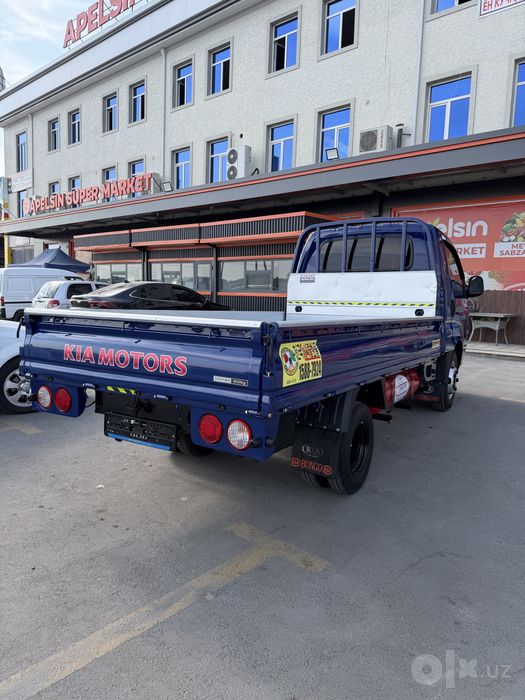 Sotiladi kia bongo 1.2 ton