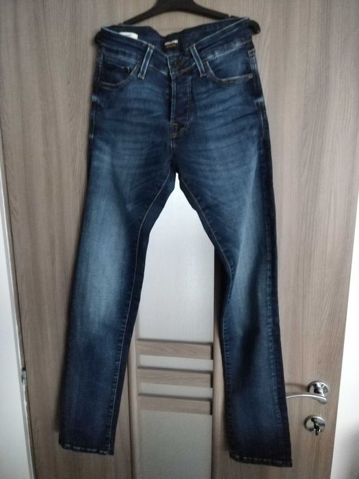 vand blugi Jack and Jones, de baieti