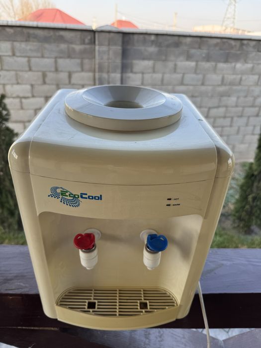 Продам диспенсер