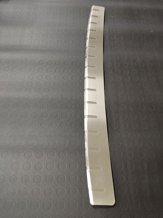 Протектор за задна броня за Тойота Камри след 2017г.