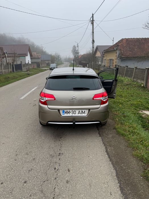 Citroen C4 , 118 HP