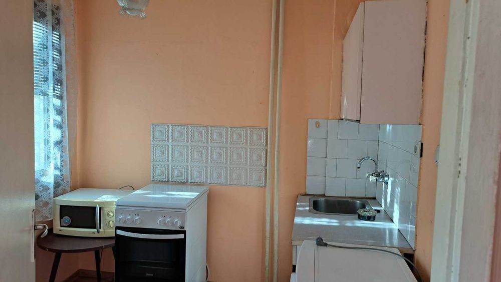 Дава се под наем Едностаен апартамент в Стара Загора, Център - 31 кв.м за 204 € - Снимка #6