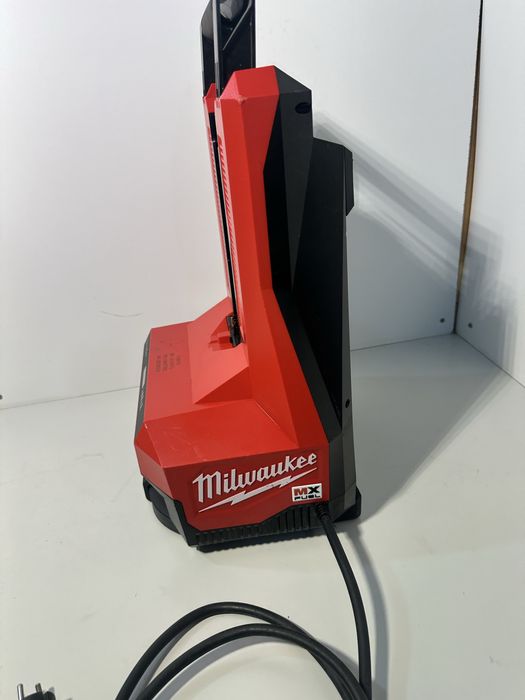 Incarcator Rapid Charger Milwaukee 72V