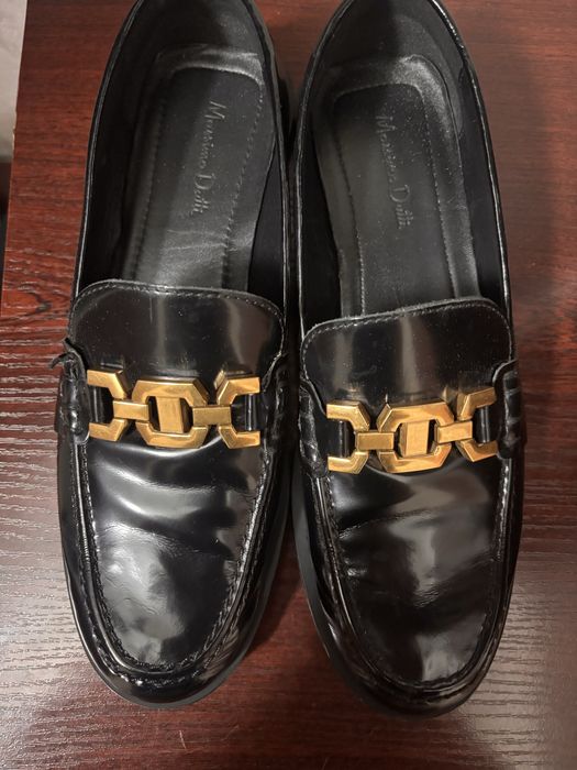 Продам лоферы Massimo Dutti