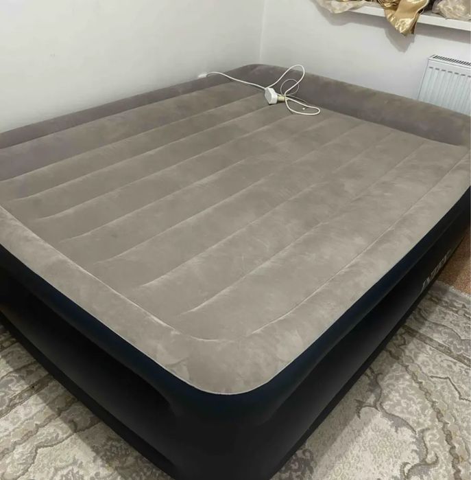 Надувной матрас intex