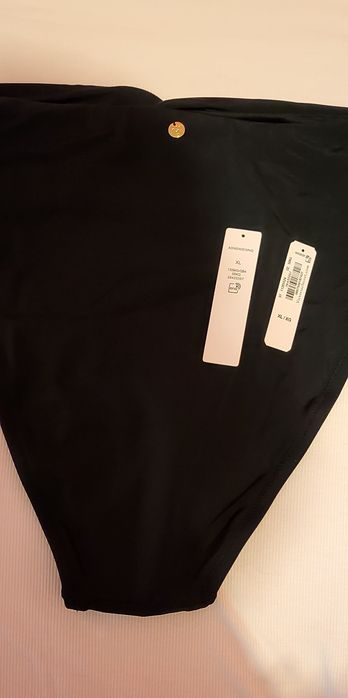 Victoria's Secret чисто нов и оригинален бански костюм  XL