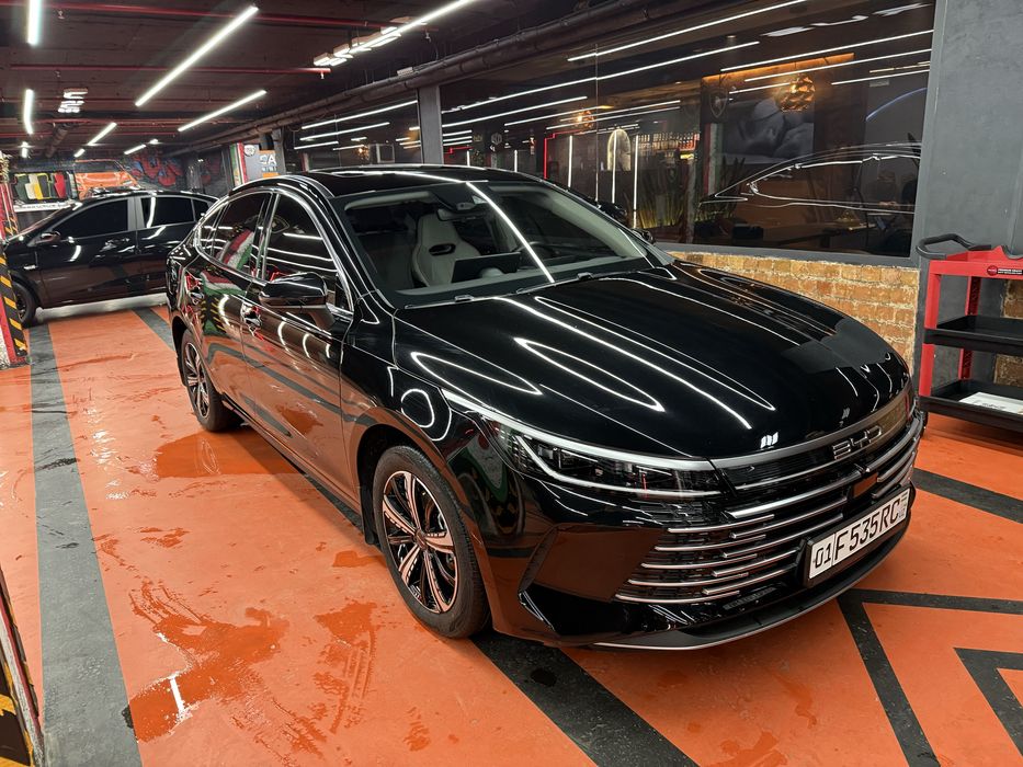 Byd Chazor flagship full