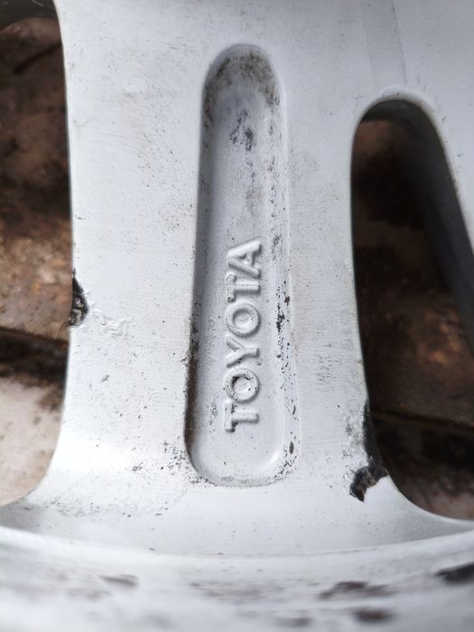 Принимаем б/у Шины Любых размеров