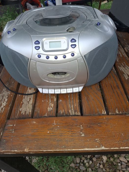 Radio cd casetofon Elveția