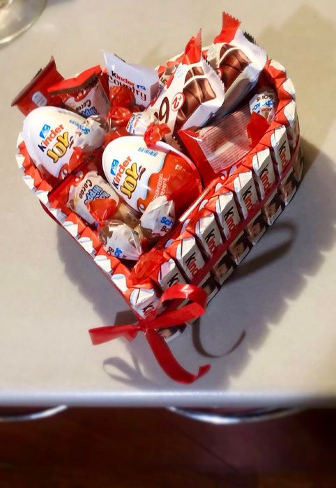Torturi și cutiuțe personalizate