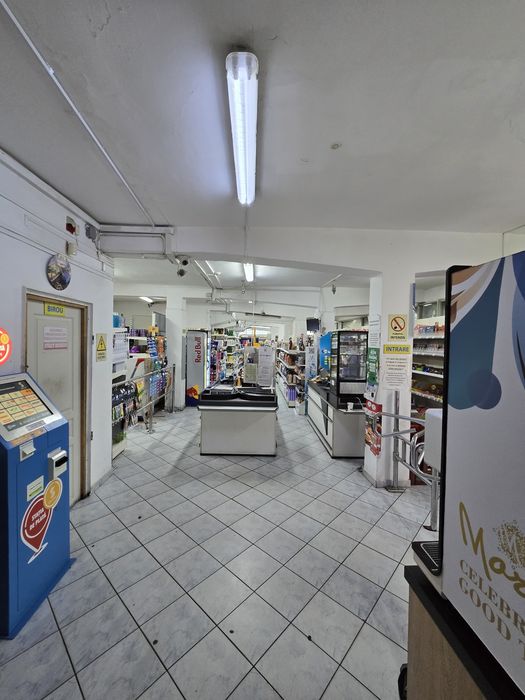 Spațiu comercial de închiriat