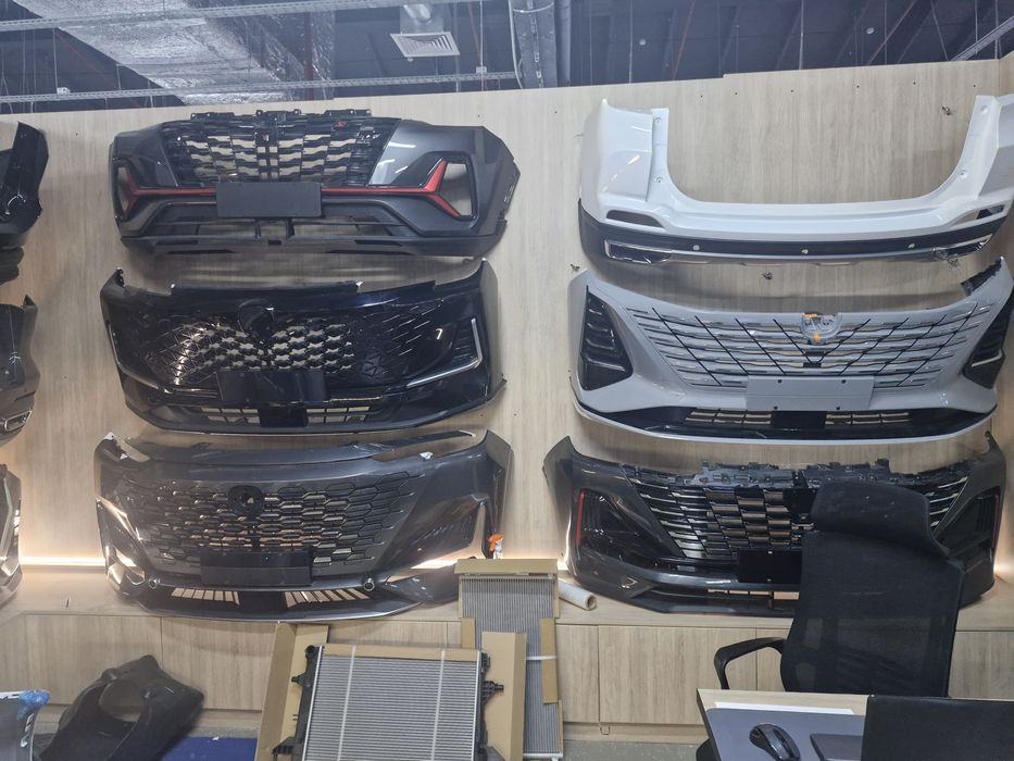 Передний бампер на Changan