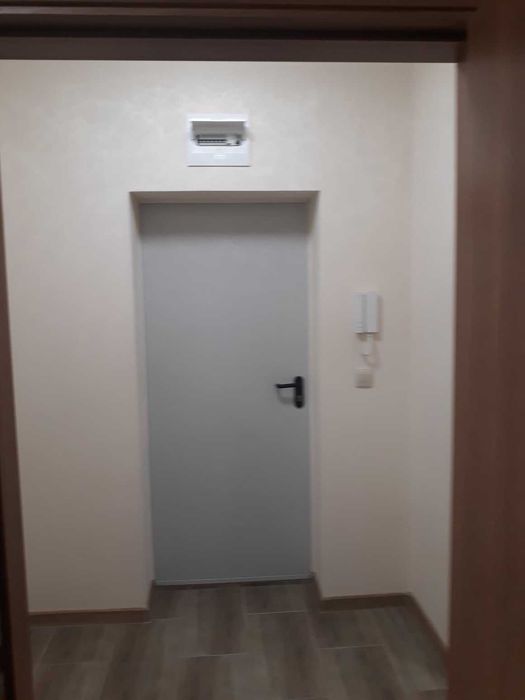 Дава се под наем Двустаен апартамент в Айтос - 76 кв.м за 561 € - Снимка #9